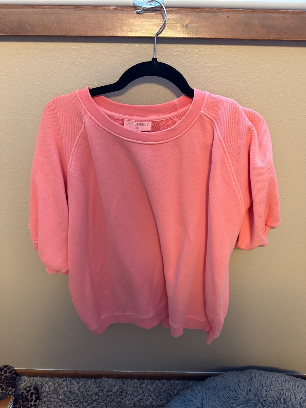 (#17) 78 & Sunny Coral Short-Sleeve Pullover Sweatshirt